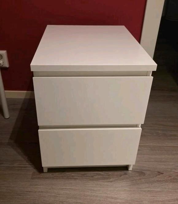 Ikea Malm nachtkastje kastje kast wit ladekast ladekastje, Huis en Inrichting, Slaapkamer | Nachtkastjes, Minder dan 45 cm, Ophalen