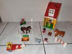 Duplo paardenstal manege paarden, Kinderen en Baby's, Speelgoed | Duplo en Lego, Gebruikt, Ophalen of Verzenden, Duplo, Duplo