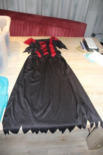 heel veel Halloween spul beschikbaar voor biedingen