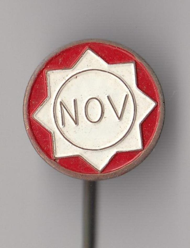 NOV speldje, Verzamelen, Speldjes, Pins en Buttons, Gebruikt, Speldje of Pin, Overige onderwerpen, Ophalen of Verzenden