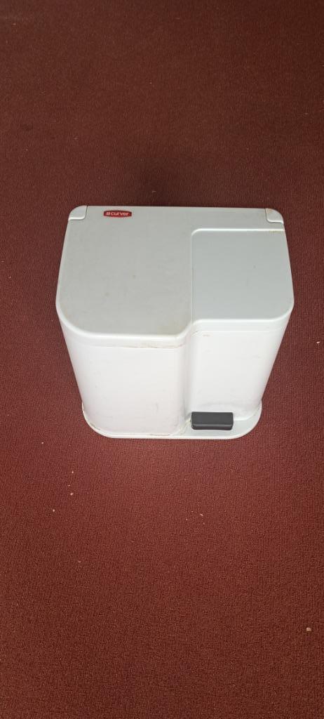 Curver pedaalemmer duo 2x afvalscheiding, Huis en Inrichting, Woonaccessoires | Prullenbakken, Gebruikt, Kunststof, Minder dan 50 cm