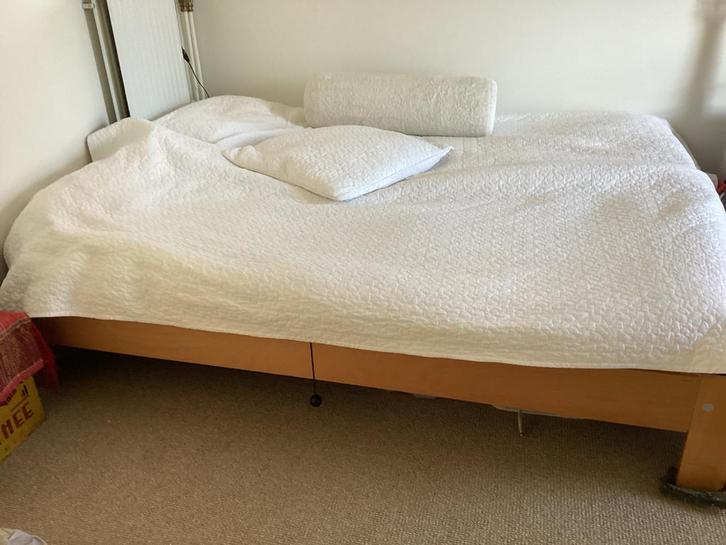 Auping 2-persoons bed - verstelbare spiraalbodem. 160-2.00, Huis en Inrichting, Slaapkamer | Bedden, Gebruikt, Tweepersoons, Overige maten