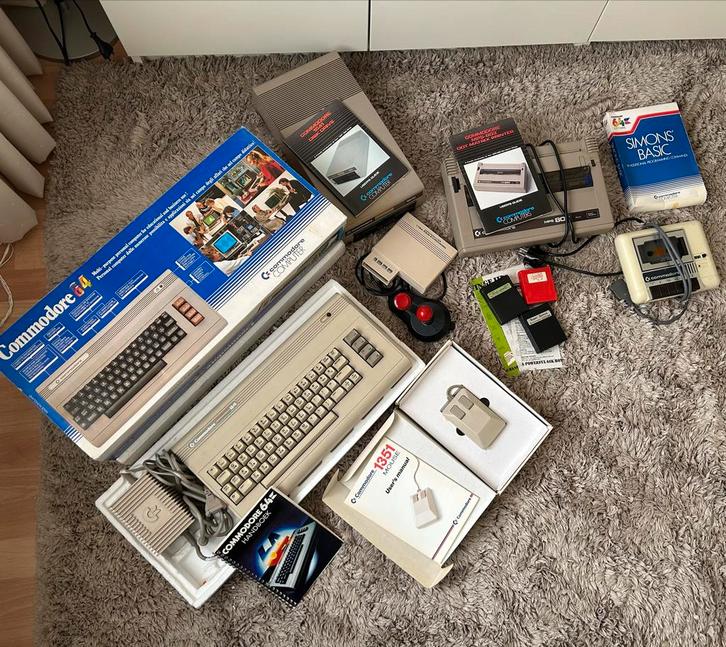 Commodore 64 Verzameling - Compleet met Spellen, Computers en Software, Vintage Computers, Ophalen