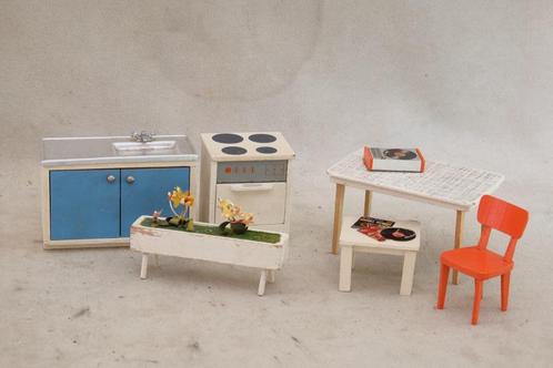 poppenhuis meubels, Verzamelen, Poppenhuizen en Toebehoren, Zo goed als nieuw, Poppenhuis, Ophalen of Verzenden