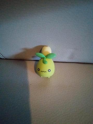 Groen Speeltje met Lief Gezichtje beschikbaar voor biedingen