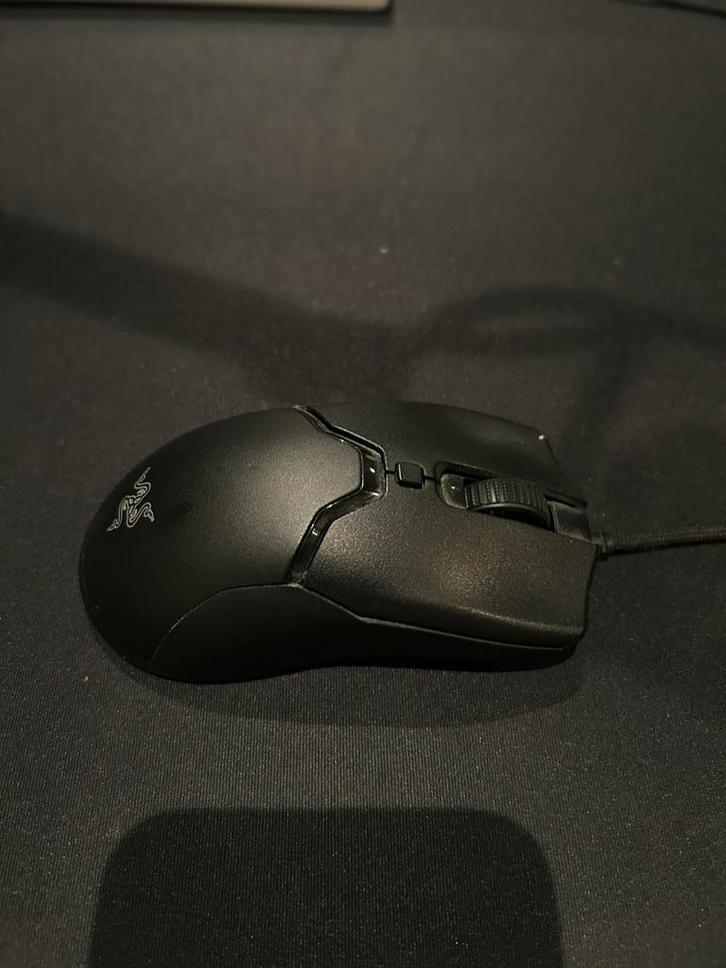 Razer viper mini muis, Computers en Software, Muizen, Zo goed als nieuw, Muis, Rechtshandig, Bedraad, Gaming muis, Ophalen of Verzenden