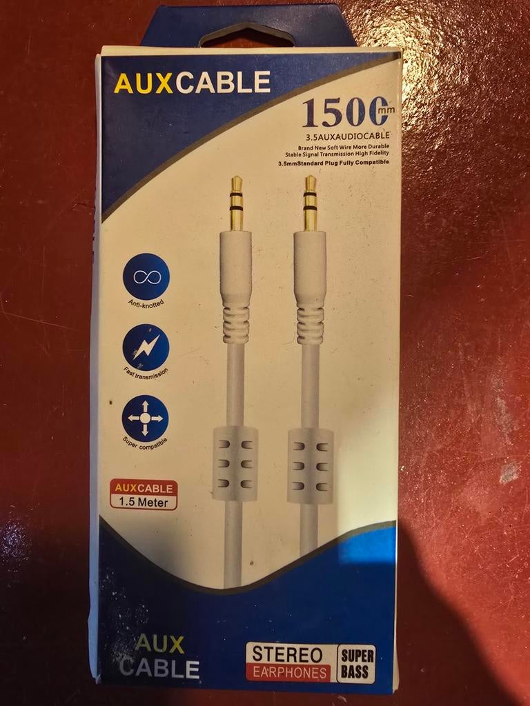 Nieuwe AUX kabel - 1.5 meter, Ophalen of Verzenden, Nieuw, Minder dan 2 meter, Overige kabels