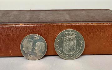 Rijksdaalder 1980 en zilveren herdenkingsmunt 1966