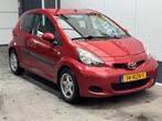 Toyota Aygo 1.0-12V Comfort Navigator, Voorwielaandrijving, Euro 5, Stof, Gebruikt