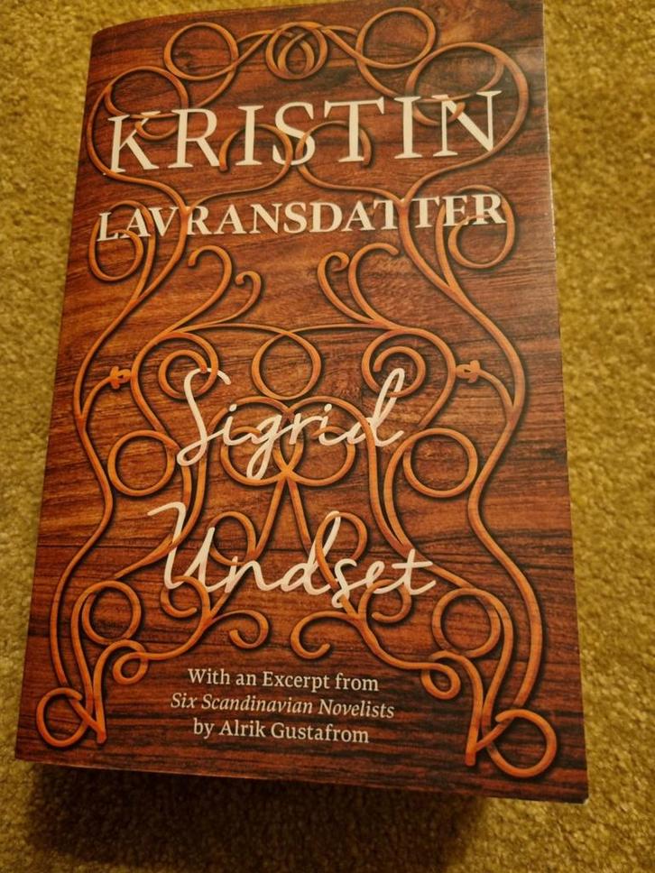 Kristin Lavransdatter - Sigrid Undset - Klassieke Trilogie, Boeken, Romans, Zo goed als nieuw, Nederland, Ophalen of Verzenden