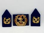 Set kraagspiegels en baretembleem LO/Sport Kon. Landmacht, Verzenden, Landmacht, Nederland, Embleem of Badge