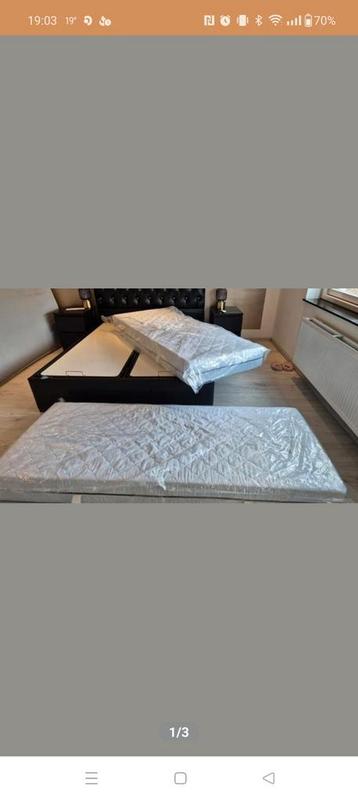 2 NIEUWE dubbelzijdig pocketvering 90x200 beschikbaar voor biedingen
