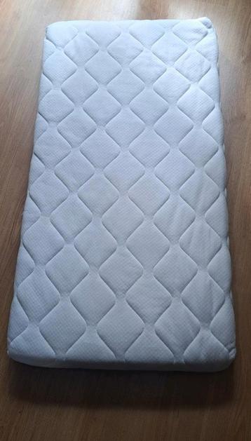 Ledikant matras 60x120 beschikbaar voor biedingen