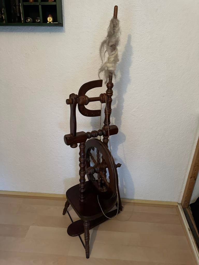 Antiek Spinnewiel, Ophalen, Zo goed als nieuw