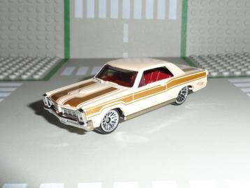 Hot Wheels -  '65 Pontiac GTO (beige) 1:64 beschikbaar voor biedingen