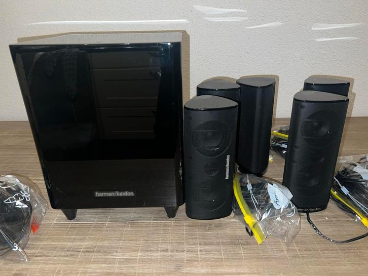 Harman Kardon HKTS210SUB Subwoofer + 5 speakers, Audio, Tv en Foto, Home Cinema-sets, Gebruikt, Overige spelers, 2.1-systeem, 70 watt of meer
