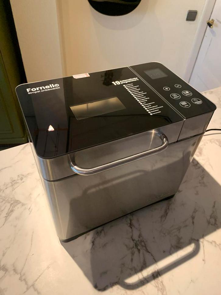 Broodbakmachine Fornello - echt ZGAN, Witgoed en Apparatuur, Broodbakmachines, Zo goed als nieuw, Met timer, 800 tot 1200 gram deeg