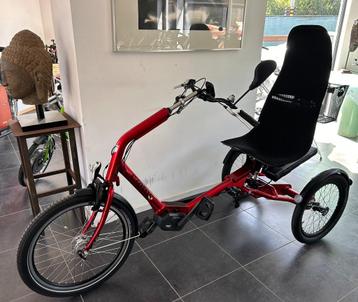 Huka Cratos driewielfiets met motor en garantie beschikbaar voor biedingen