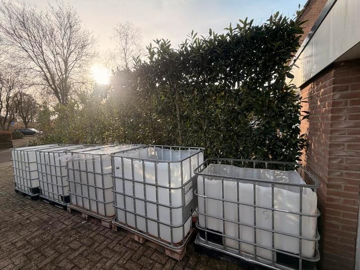 IBC Watertanks - 1000 liter, Doe-het-zelf en Verbouw, Overige Doe-het-zelf en Verbouw, Ophalen