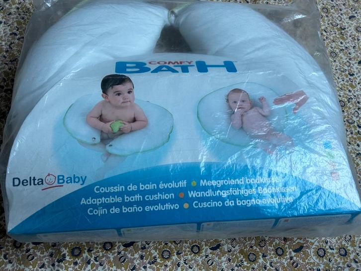 Badkussen Delta baby Comfy Bath meegroeiend badkussen, Kinderen en Baby's, Badjes en Verzorging, Zo goed als nieuw, Overige typen