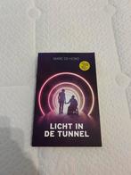 Licht in de tunnel - Marc de Hond, Boeken, Ophalen of Verzenden, Zo goed als nieuw, Marc de Hond