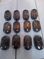 22 bakelieten schakelaars en stopcontacten., Antiek en Kunst, Ophalen of Verzenden