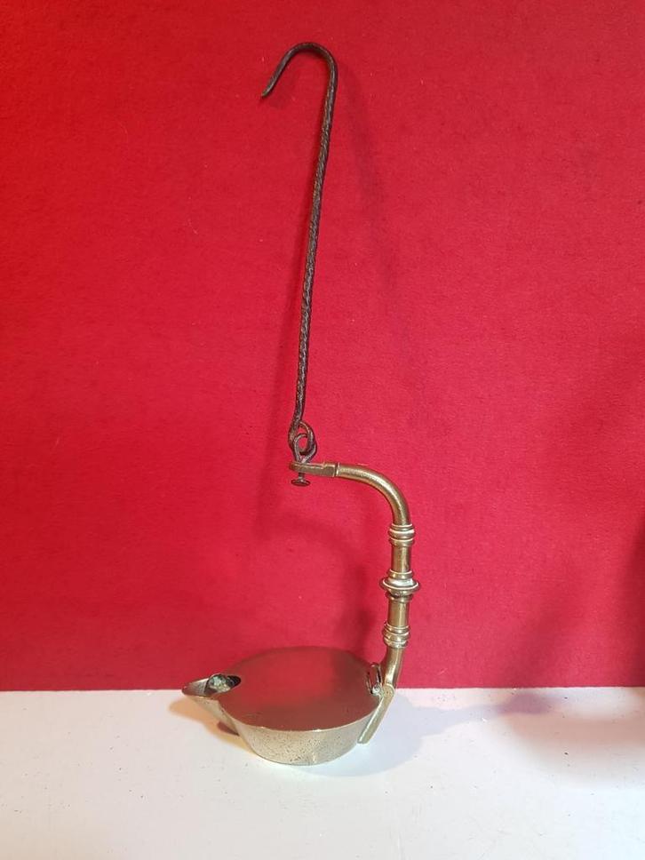 antieke messing 17e eeuwse olielamp 1600-1699, Antiek en Kunst, Antiek | Koper en Brons, Ophalen of Verzenden