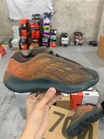 Yeezy Boost 700 Copper Fade | Alle Maten Beschikbaar, Ophalen of Verzenden, Nieuw