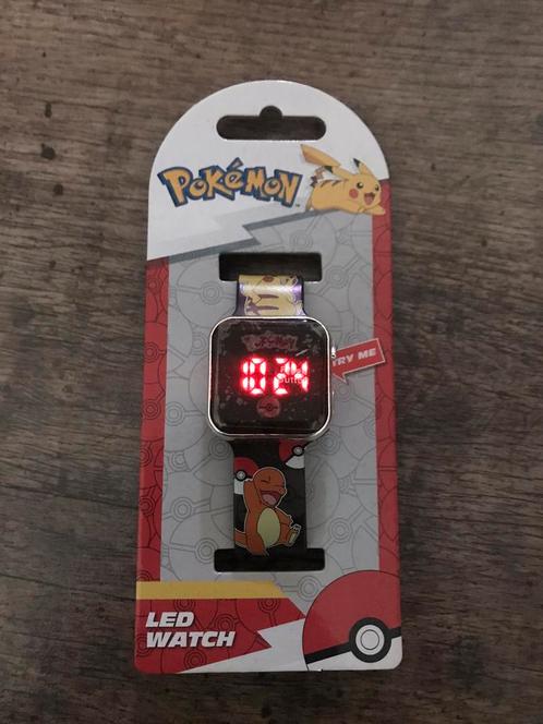 Pokemon led horloge nieuw in de verpakking, Sieraden, Tassen en Uiterlijk, Horloges | Kinderen, Nieuw, Jongen of Meisje, Overige kleuren