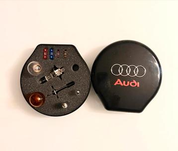 Audi Reserve Lampen Set - Nieuw beschikbaar voor biedingen