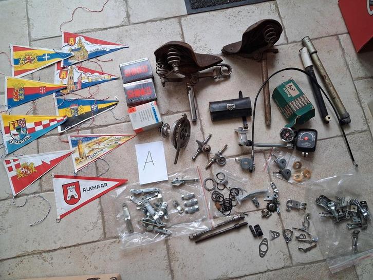 Fiets onderdelen party A, Fietsen en Brommers, Fietsaccessoires | Overige Fietsaccessoires, Zo goed als nieuw, Ophalen of Verzenden