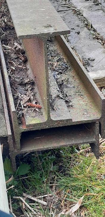 Stalen I-binten, 3 stuks à 5,20 m/st beschikbaar voor biedingen
