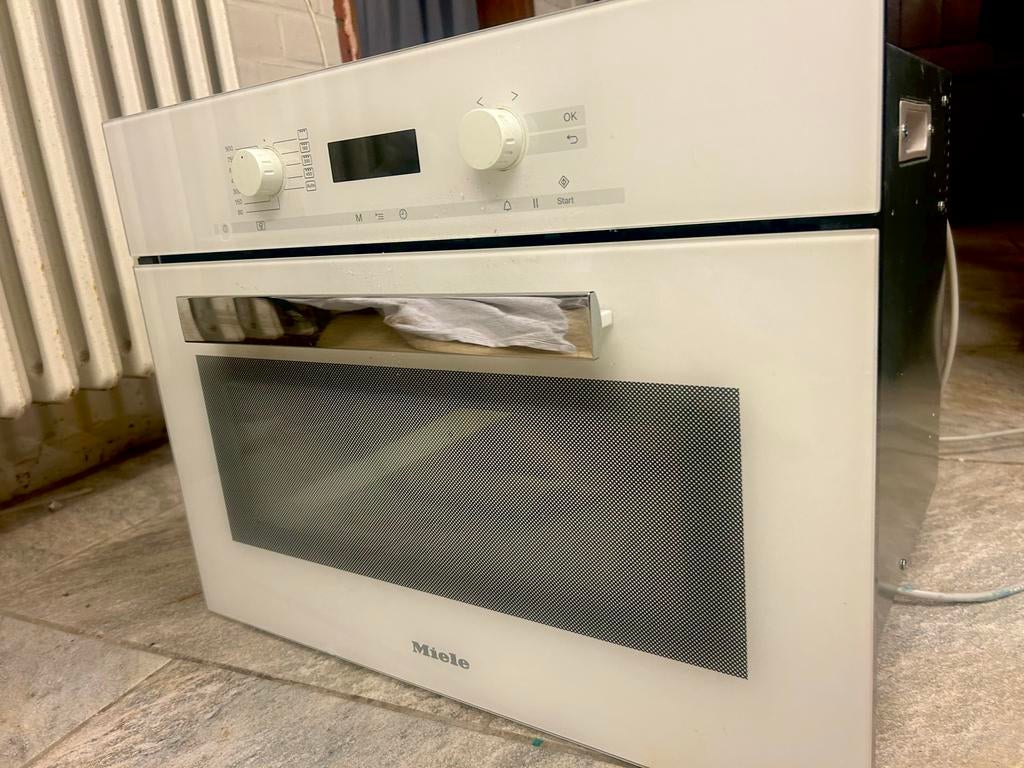 Miele Magnetron met Grill Functie, 45 tot 60 cm, Gebruikt, Ophalen of Verzenden, Oven met grill