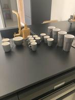 Set kopjes en bekers, Huis en Inrichting, Ophalen, Zo goed als nieuw