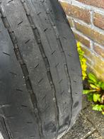 VW T5 Stalen Velg met 205/65 R 16 Thuiskomer, Ophalen, 16 inch, Banden en Velgen, 205 mm