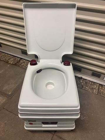 Porta Potti chemisch toilet beschikbaar voor biedingen