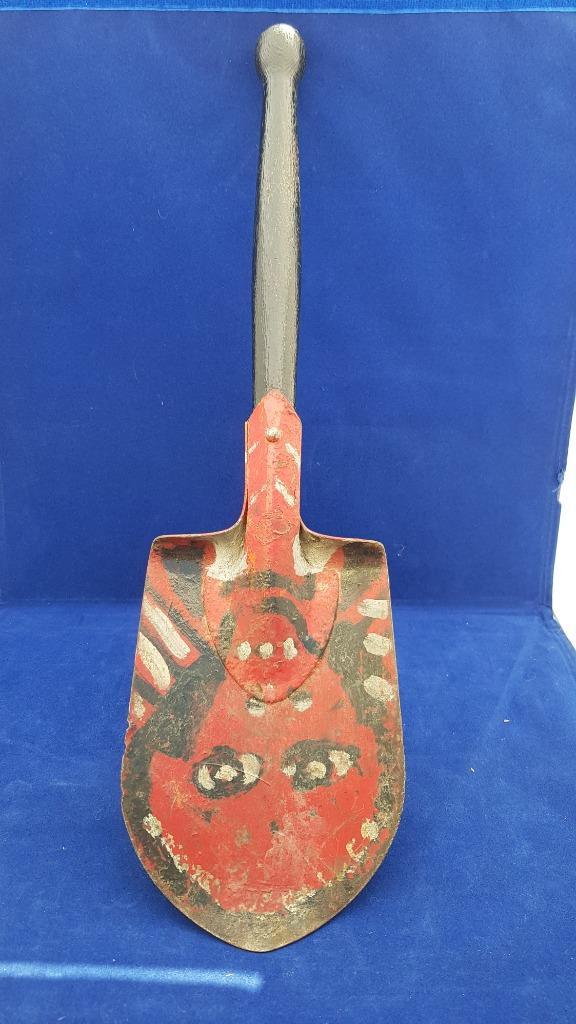 Vintage schep of spade, met bijzondere schildering. 6B4, Antiek en Kunst, Antiek | Gereedschap en Instrumenten, Ophalen of Verzenden