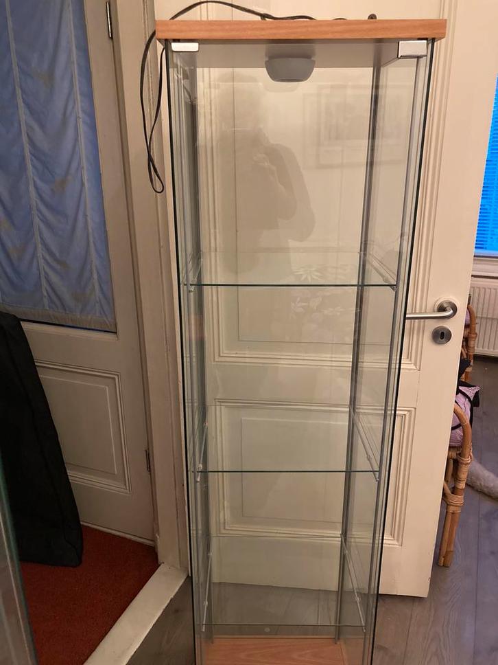 3 Ikea vitrinekasten/ hout en glas, Huis en Inrichting, Kasten | Vitrinekasten, Zo goed als nieuw, 150 tot 200 cm, 50 tot 100 cm
