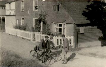 Fotokaart - Onbekend - Fiets Huis  beschikbaar voor biedingen