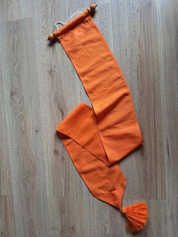 Mooie oranje wimpel beschikbaar voor biedingen