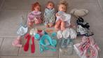 3 poppen met kleding, haaraccessoires en eet/drinkservies, Kinderen en Baby's, Speelgoed | Poppen, Ophalen of Verzenden, Gebruikt