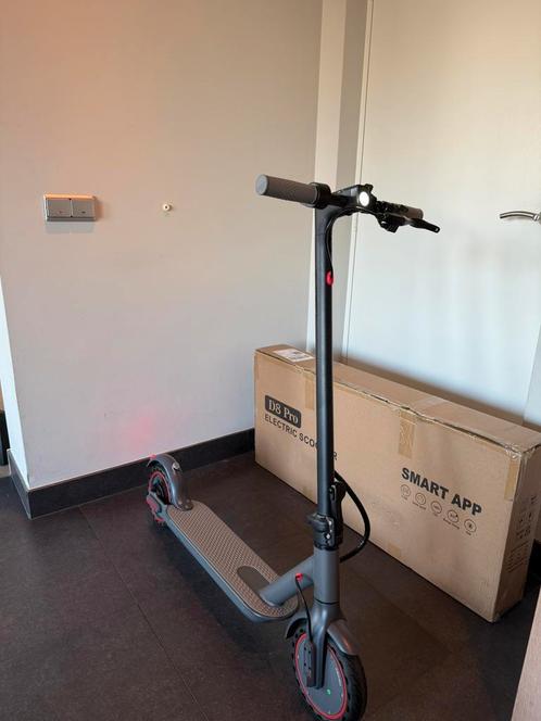 Electrische step D8 Pro (nieuw), Fietsen en Brommers, Steps, Nieuw, Elektrische step (E-scooter), Ophalen of Verzenden