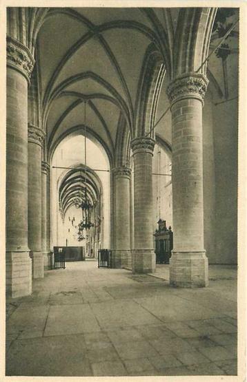 (300-434-023) Dordrecht Interieur Groote Kerk beschikbaar voor biedingen