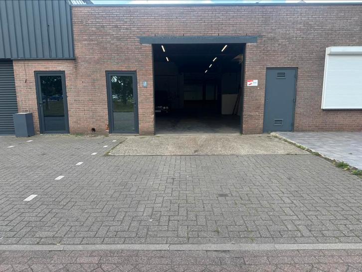 Bedrijfsruimte hal te huur 750m2 in doetinchem, Zakelijke goederen, Bedrijfs Onroerend goed, Bedrijfsruimte