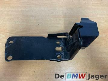 Radiatorsteun rechts BMW 1 3 serie X1 E8X E9X 51647117812 beschikbaar voor biedingen