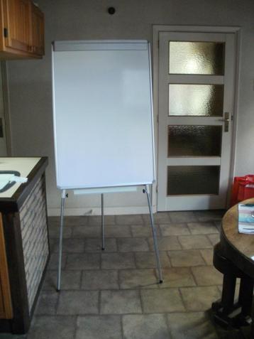 white board/flap over beschikbaar voor biedingen