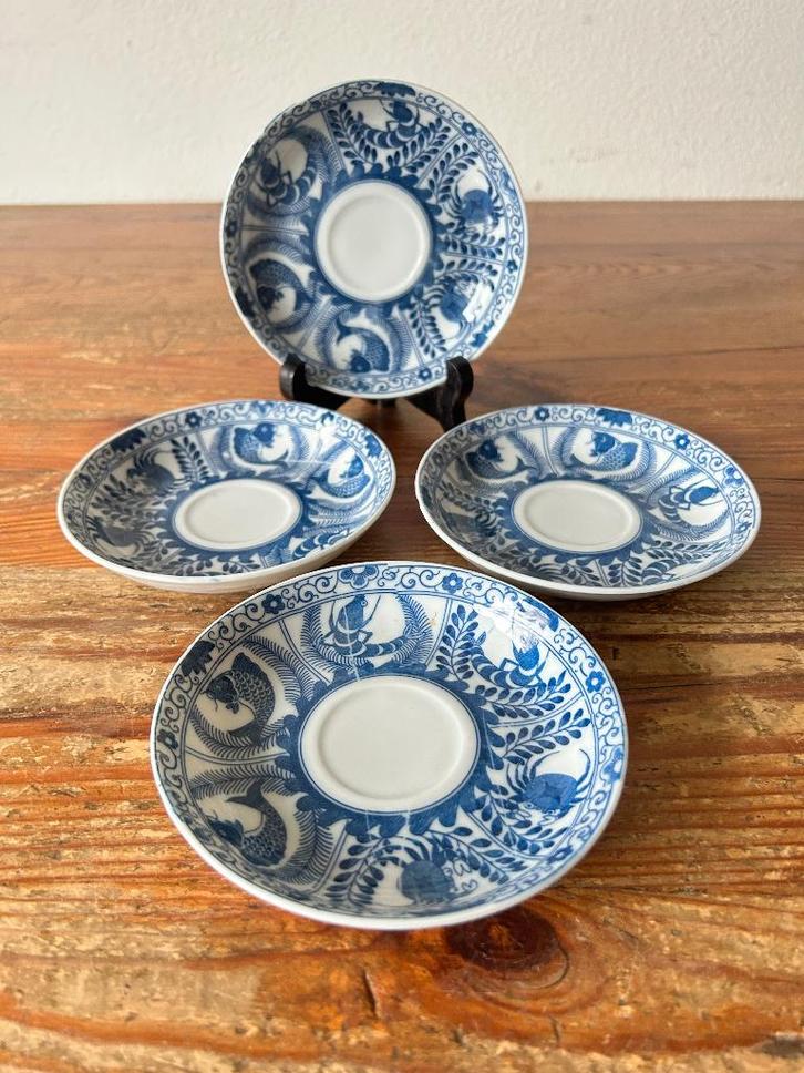 4 Borden / schotels  - porselein - Japan, Antiek en Kunst, Antiek | Porselein, Ophalen of Verzenden