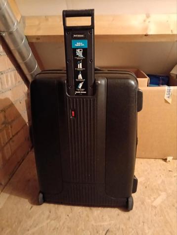 Grote reiskoffer. Samsonite. Zwart. beschikbaar voor biedingen