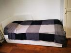 Bed van ikea, Huis en Inrichting, Slaapkamer | Bedden, Ophalen, Verstelbaar, Eenpersoons, Wit