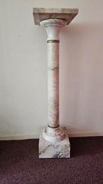 ️ Marmeren zuil – wit/roze marmer – 109 cm hoog, Huis en Inrichting, Woonaccessoires | Zuilen en Pilaren, Ophalen, Zo goed als nieuw